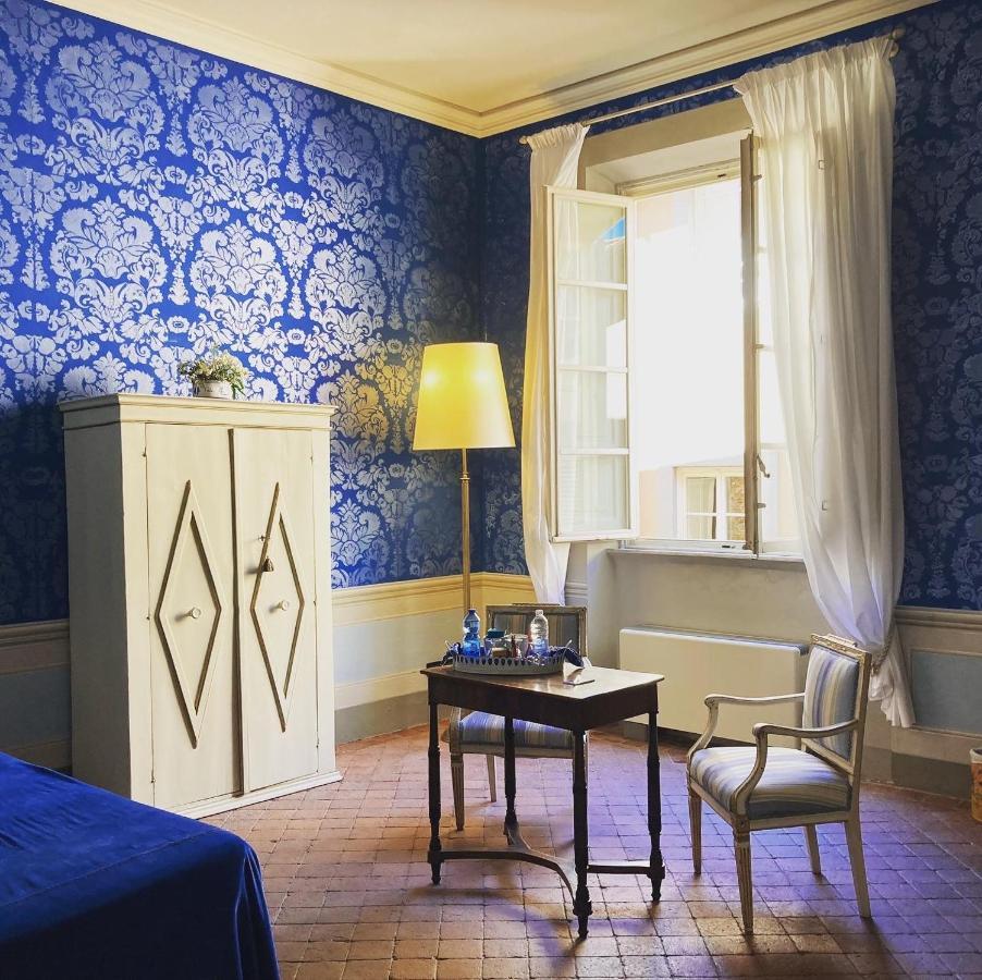 Palazzo Tucci Residenza D'Epoca Bed & Breakfast ลุคคา ภายนอก รูปภาพ